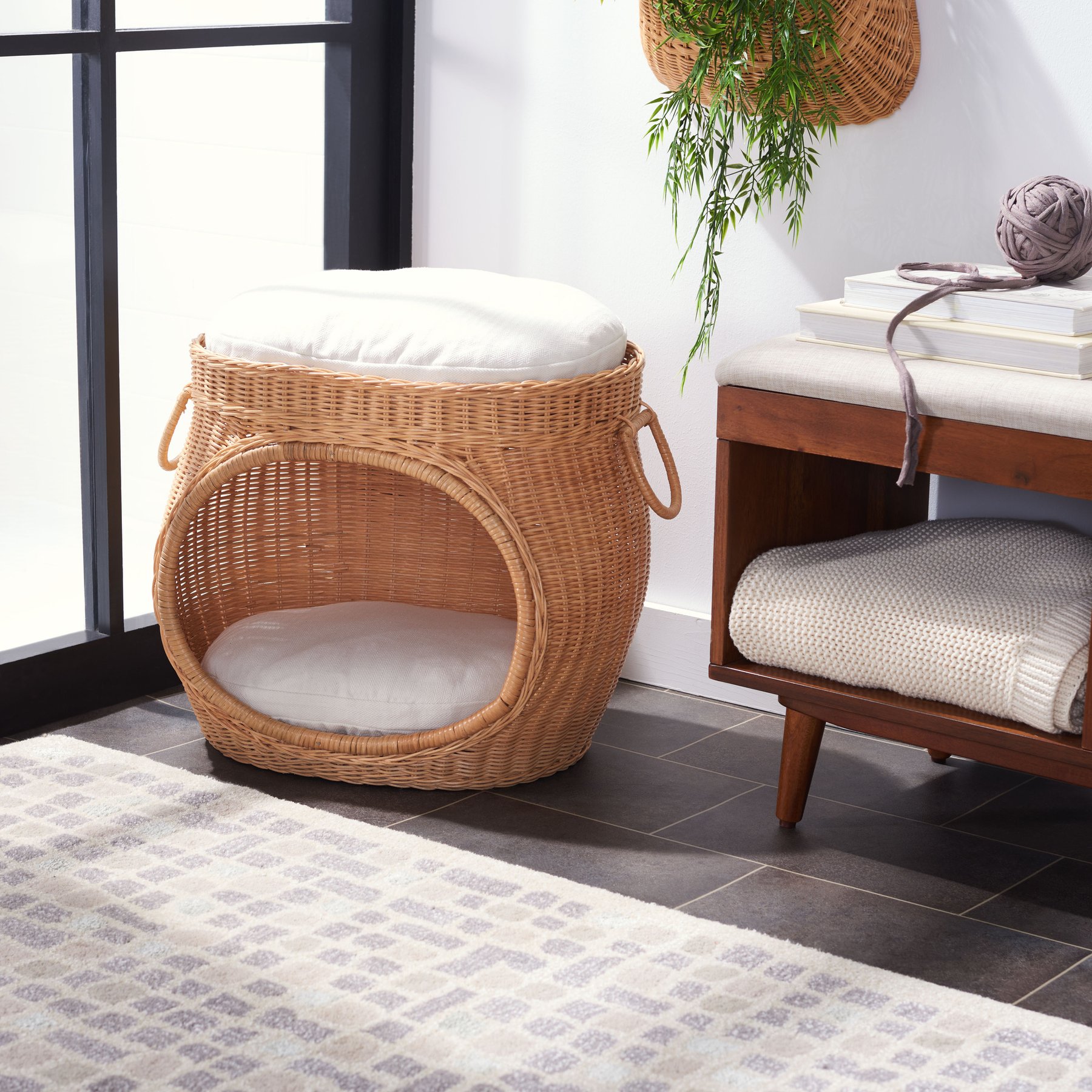 SAFAVIEH Faati Covered Cat Bed with Cushion, Natural Honey/White, 20 x 12 x 16.5-in