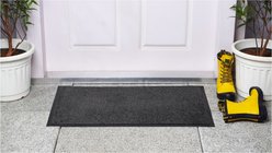 Calloway Mills Bombay Outdoor Doormat, Grey, 18 x 30-in slide 2 of 5