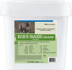 SmartPak Equi-Base Grass Pellets Supplement for Horses, 15-lb bucket