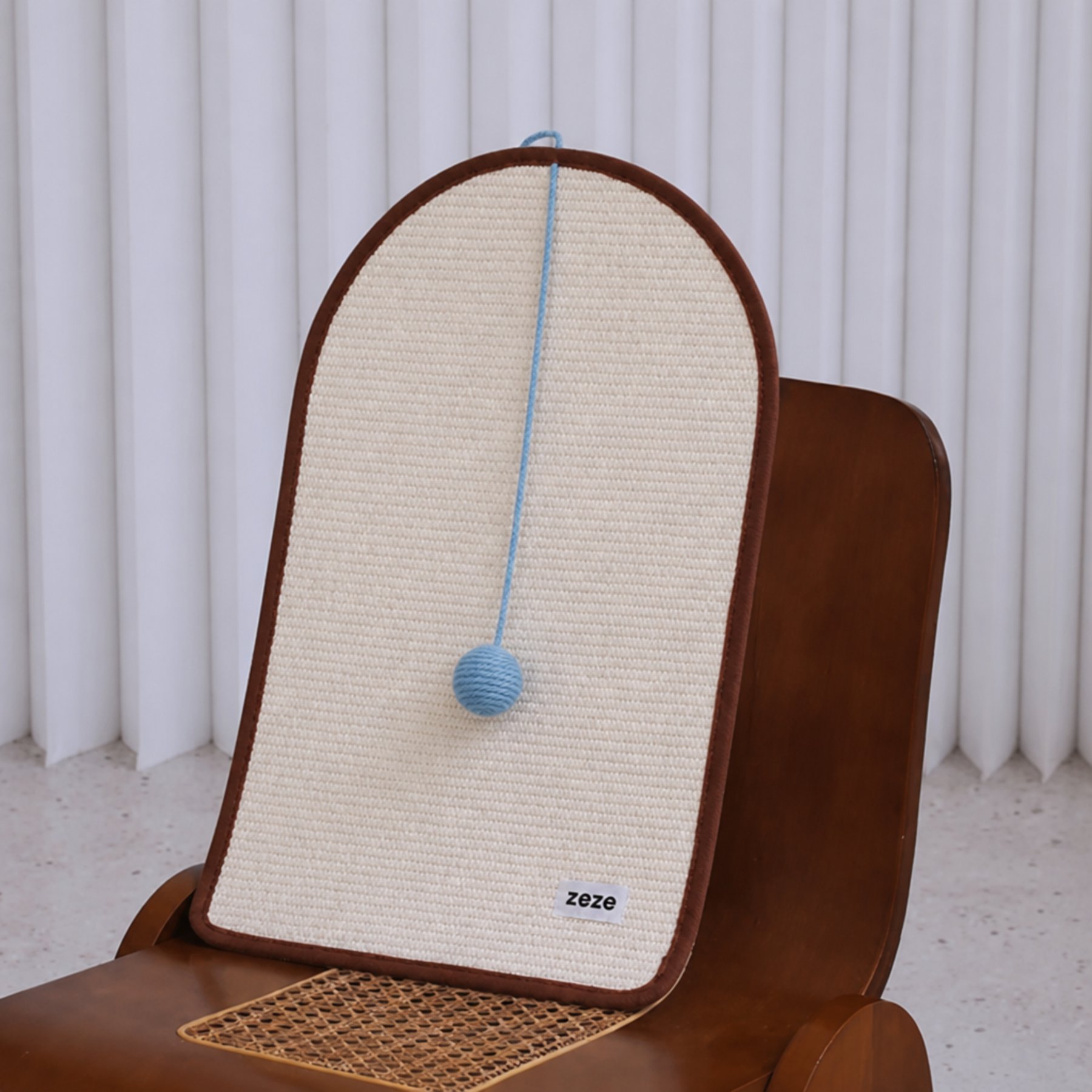 ZEZE Arch Sisal Cat Scratcher Pad