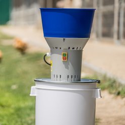 Hatching Time Poultry & Livestock Feed Farm Mill Feed Grinder with 60-lb Collection Bucket slide 2 of 9