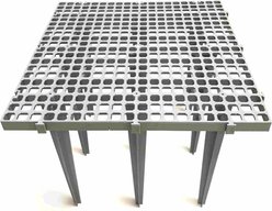 Hatching Time Interlocking Design Poultry Slat Flooring Panel with Small Holes & Long Legs