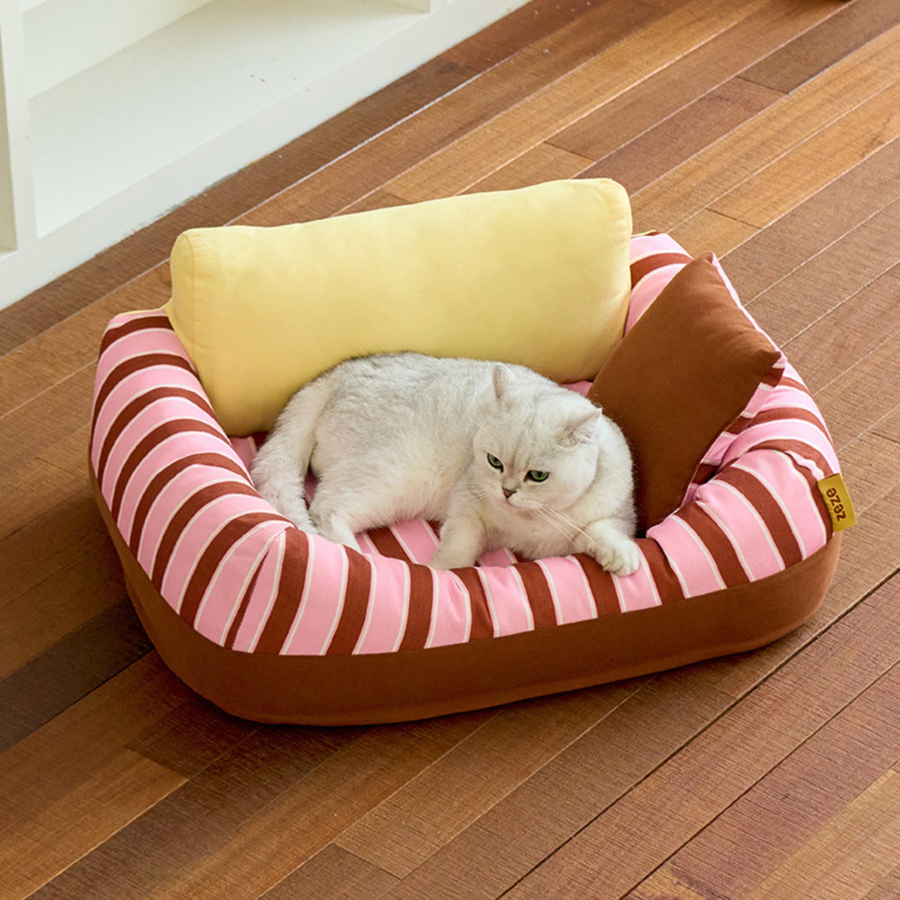 ZEZE Cabana Dog & Cat Sofa Bed with 7.8-in Wraparound Bolster, High-Rebound Foam, Removable Washable Cover, Anti-Slip Base & Accent Pillow, Medium, Butter Pink