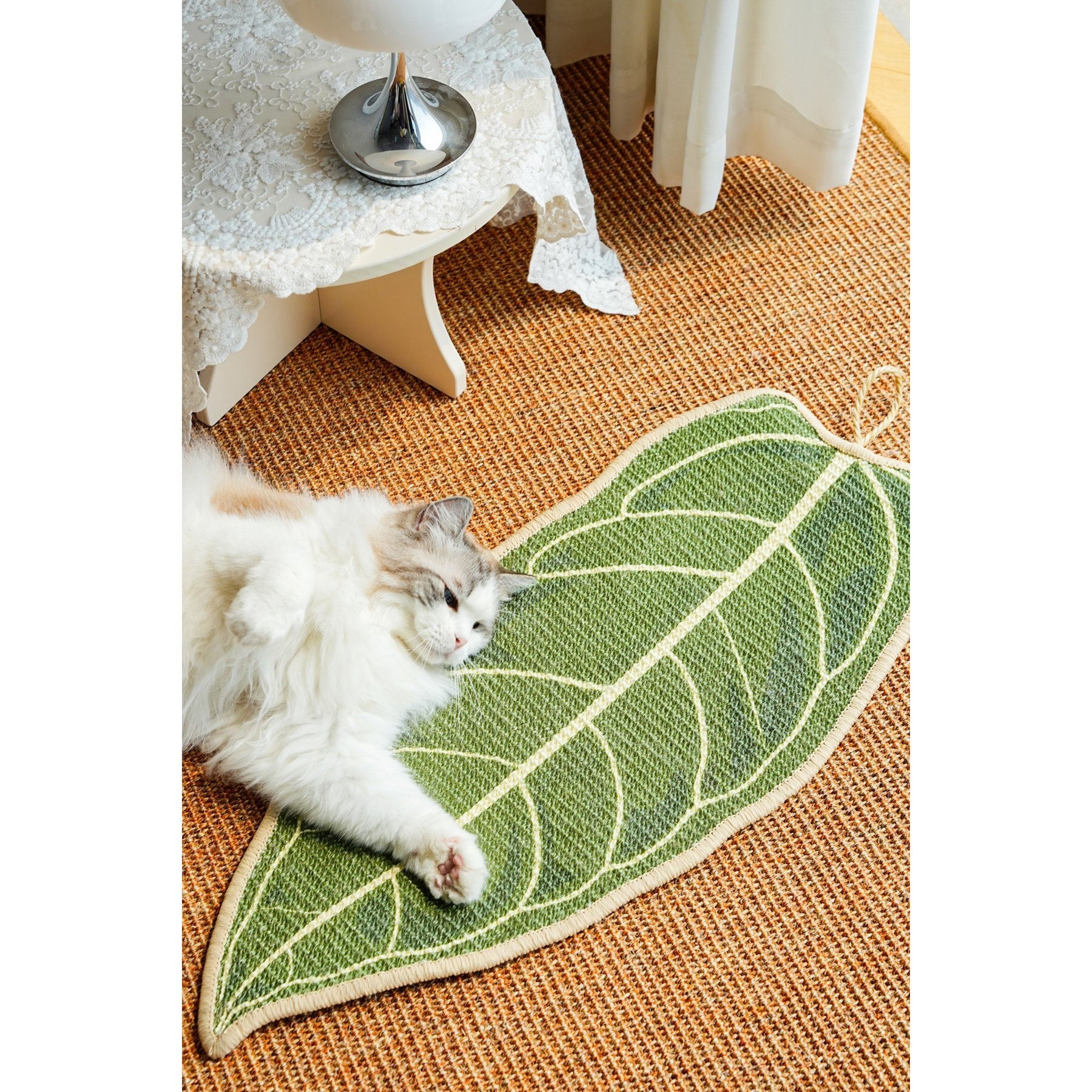 Fairela Leaf Natural Sisal Cat Scratching Mat Cat Scratch Pad with Non-Slip Backing, Decorative Floor Protector & Lounging Mat, Green, 11.8 x 28 x 2-in