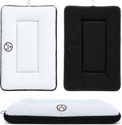 Pet Life Eco-Paw Reversible Pillow Dog Bed, Black & White, Large
