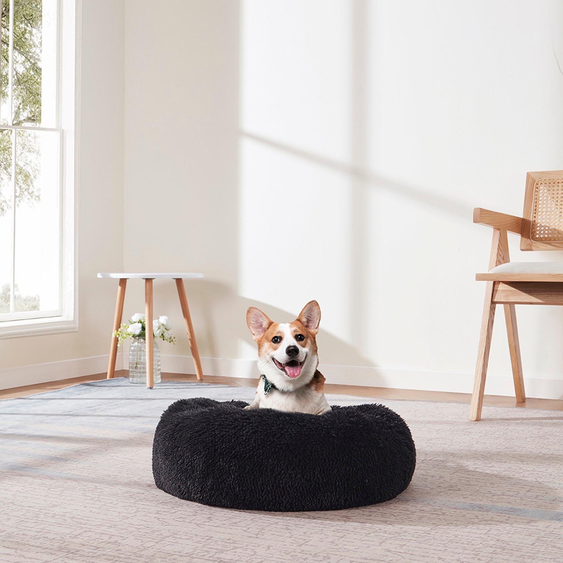 Sweet Home Collection Round Calming Shaggy Faux Fur Donut Machine-Washable Covered Dog Bed, Black, Small