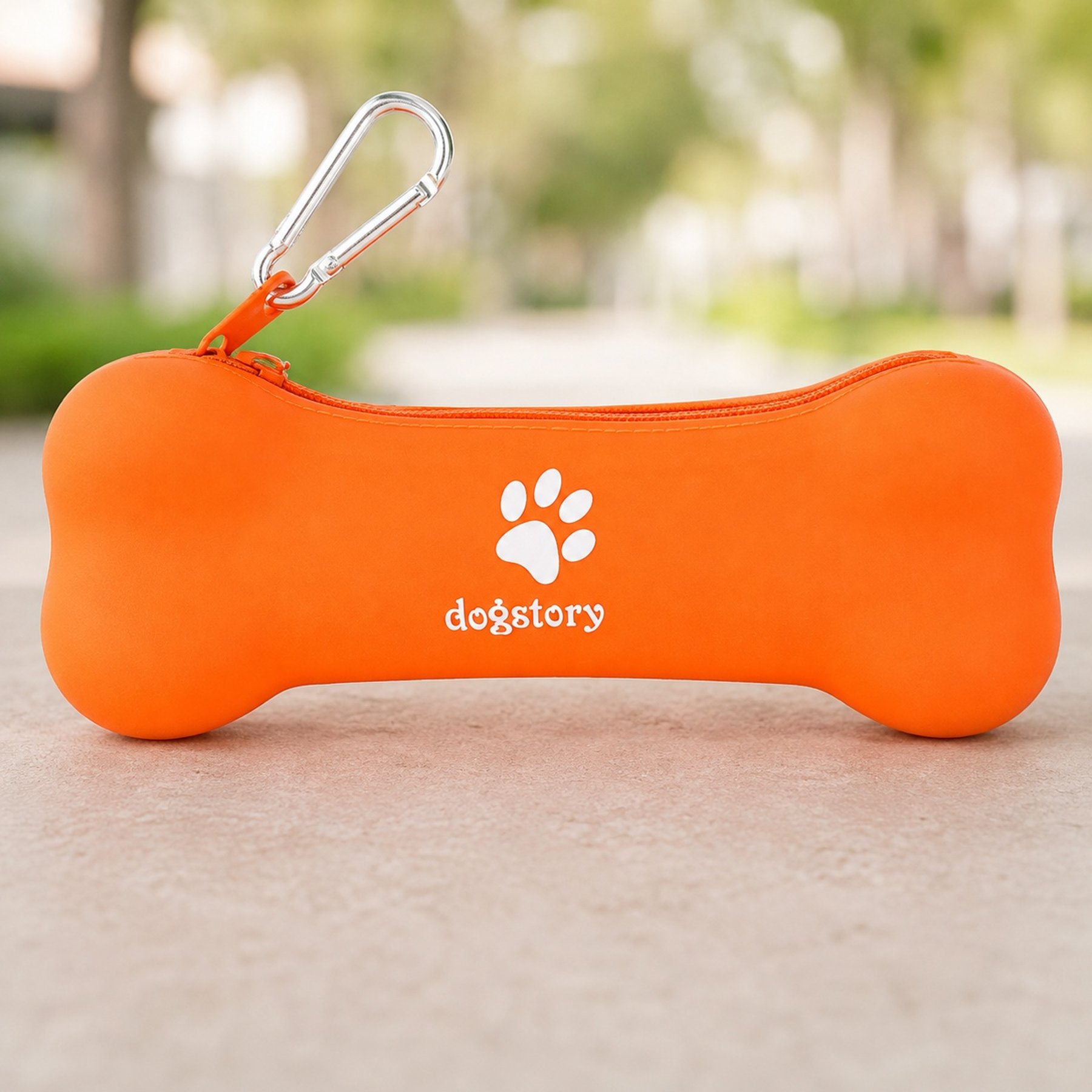 NonoPets Bone Shaped Silicone Training Pouch with Zipper Closure & Metal Clip Reward Storage Dog & Cat Collar-Accessory, Orange