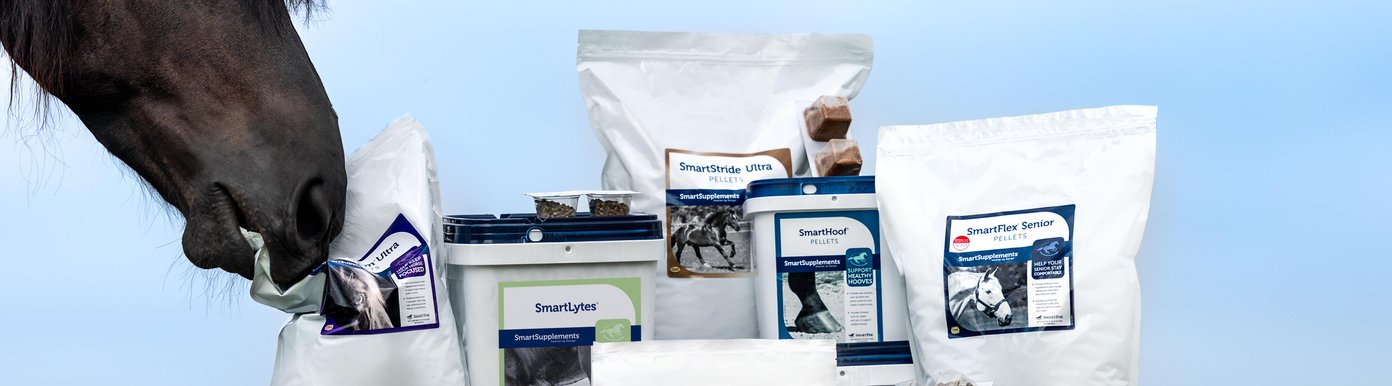 SmartSupplements includes visible pellet formulas such as SmartStride Ultra, SmartHoof, SmartFlex Senior, and SmartLytes. Readable support claims include comfort and healthy hooves, with SmartSupplements described as smarter by design.