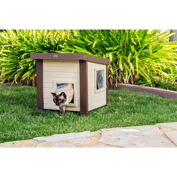 New Age Pet ECOFLEX Outdoor Cat House Shelter