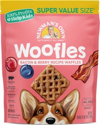Newman's Own Woofles Chicken, Bacon & Berries Soft & Chewy Dog Treats, 25-oz bag, 8 count