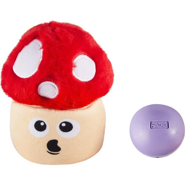 Outward Hound Holiday Danglez Gnome Dog Toy