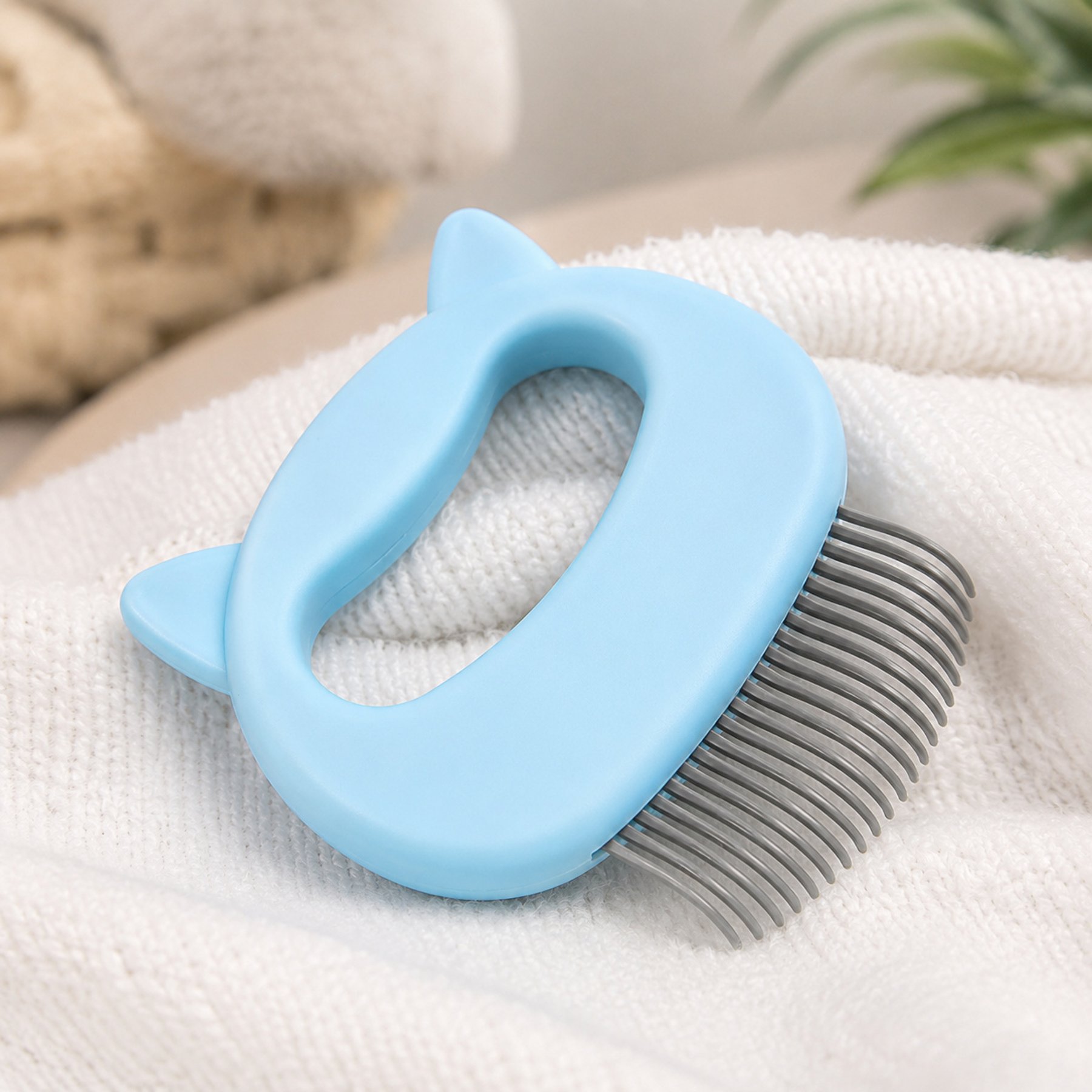 NonoPets Easy Hold Compact Dog Comb, Blue