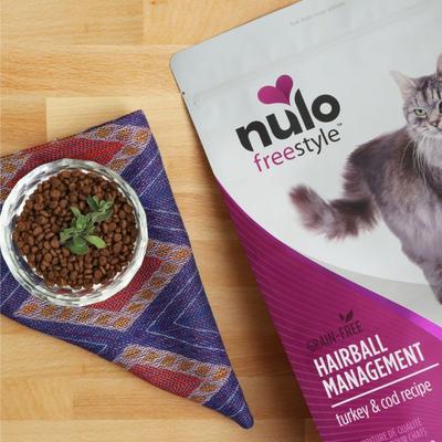 Show full view: Nulo FreeStyle Hairball Management Turkey & Cod Recipe with Omega Fatty Acids High Protein & Grain-Free Dry Cat Food, 4-lb bag slide 4 of 12