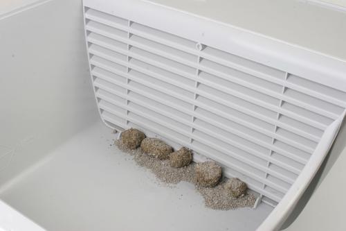 Show full view: Omega Paw Roll 'n Clean Self Cleaning Cat Litter Box, Sky Blue, Regular slide 6 of 8