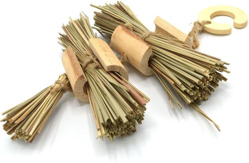 Show full view: Oxbow Enriched Life Hanging Bulrush Bunches Small Animal Toy slide 3 of 10