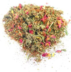 Pampered Chicken Mama WormBGone Coop & Poultry Nesting Box Herbs, 4-lb bag slide 2 of 7