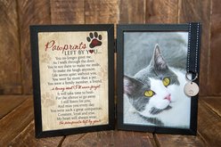 Pawprints Left by You Cat Picture Frame, 5 x 7 slide 1 of 9