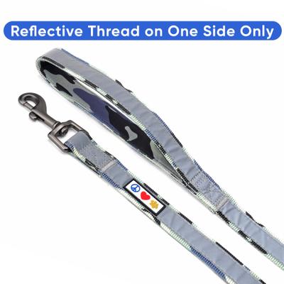 Show full view: Pawtitas Camouflage Nylon Reflective Padded Dog Leash, Grey Camo, Medium/Large: 6-ft long, 1-in wide slide 4 of 12
