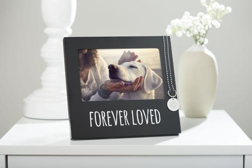Show full view: Pearhead Forever Loved Pet Keepsake Picture Frame, Black slide 2 of 3
