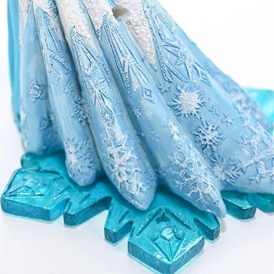 Show full view: Penn-Plax Elsa Aquarium Ornament slide 8 of 9