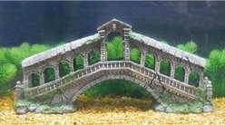 Penn-Plax Rialto Bridge Fish Ornament, Medium slide 2 of 6
