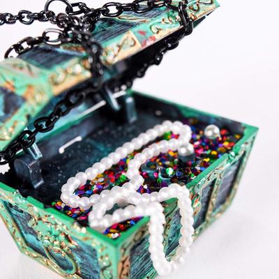 Show full view: Penn-Plax Treasure Diver Aquarium Ornament slide 7 of 9