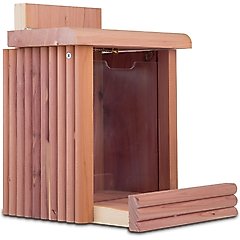 Pennington Cedar Squirrel Snacker Feeder