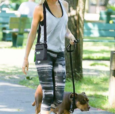 Show full view: PET N PET Dog Training Treat Pouch slide 7 of 10