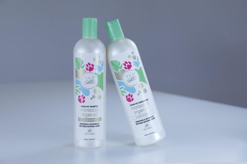 Show full view: Pet Silk Vegan Moroccan Argan Oil Dog & Cat Shampoo & Conditioner Kit, 16-fl oz bottle, 2 count slide 2 of 2