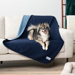 PetAmi Reversible Fleece Waterproof Cat & Dog Blanket, Navy/Blue, Large 