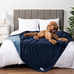 PetAmi Reversible Fleece Waterproof Cat & Dog Blanket, Navy/Blue, X-Large 
