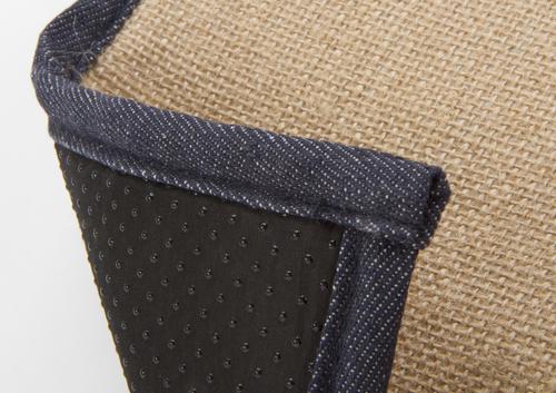 Show full view: Petlinks Scratch & Play Mat Cat Scratcher Toy with Catnip slide 5 of 8