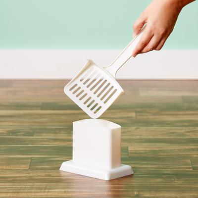 Show full view: Petmate Handy Stand Litter Scoop slide 3 of 5