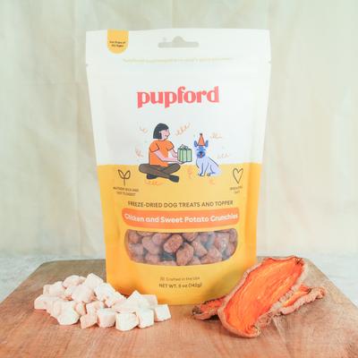 Show full view: Pupford Chicken & Sweet Potatoes Natural Freeze-Dried Dog Treats, 5-oz pouch slide 7 of 10