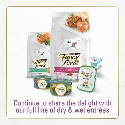 Show full view: Purina Fancy Feast with Savory Chicken & Turkey Dry Cat Food, 16-oz bag, pack of 4 slide 8 of 13
