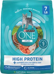 Purina ONE Plus Skin & Coat Health Formula Natural Salmon & Ocean Whitefish High Protein Dry Cat Food, 7-lb bag