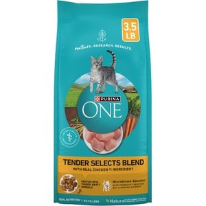Purina ONE Tender Selects Blend with Real Chicken Natural Dry Cat Food, 3.5-lb bag