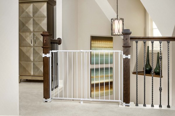 Regalo Pet Products Top of Stairs Dog Gate