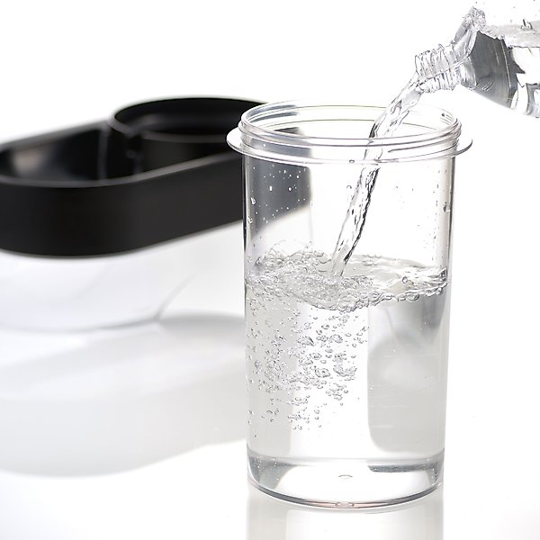 Show full view: Richell Elevated Gravity Water Dispenser Dog & Cat Bowl, Black, 1-gal slide 6 of 10