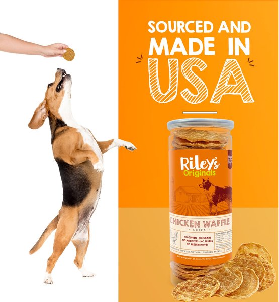 Riley's Waffles Chicken Chips Dehydrated Dog Treats, 5.5-oz bag