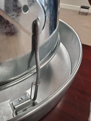 Show full view: RUGG'egg' RANCH Hanging Poultry Feeder slide 3 of 3