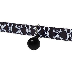 Safe Cat Fashion Adjustable Breakaway Cat Collar, Black Skulls