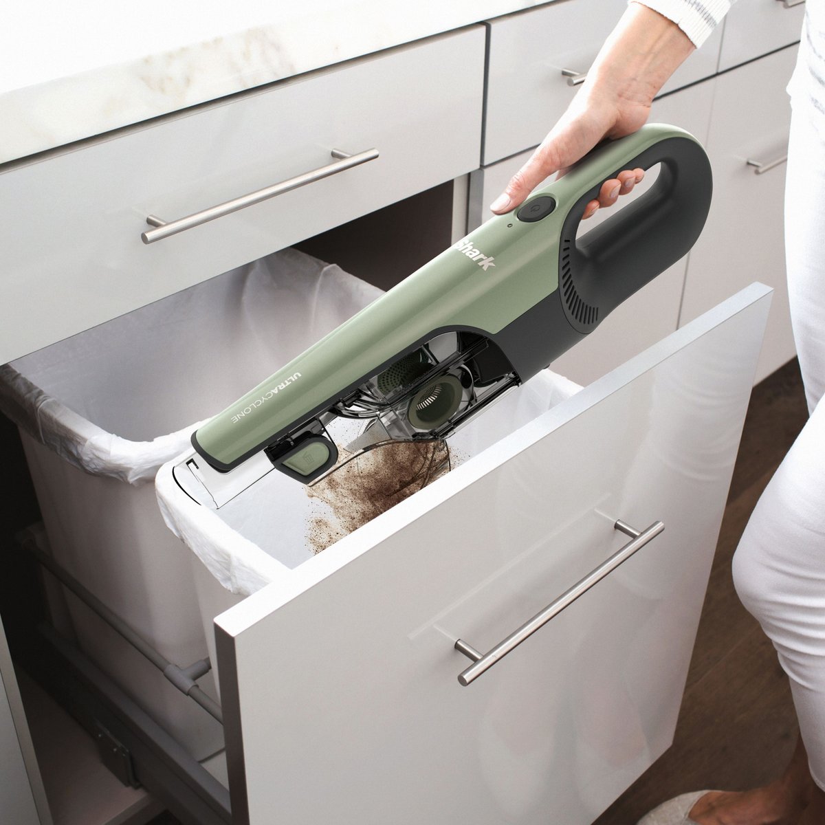 Shark CH901 UltraCyclone Pro Cordless Handheld Vacuum