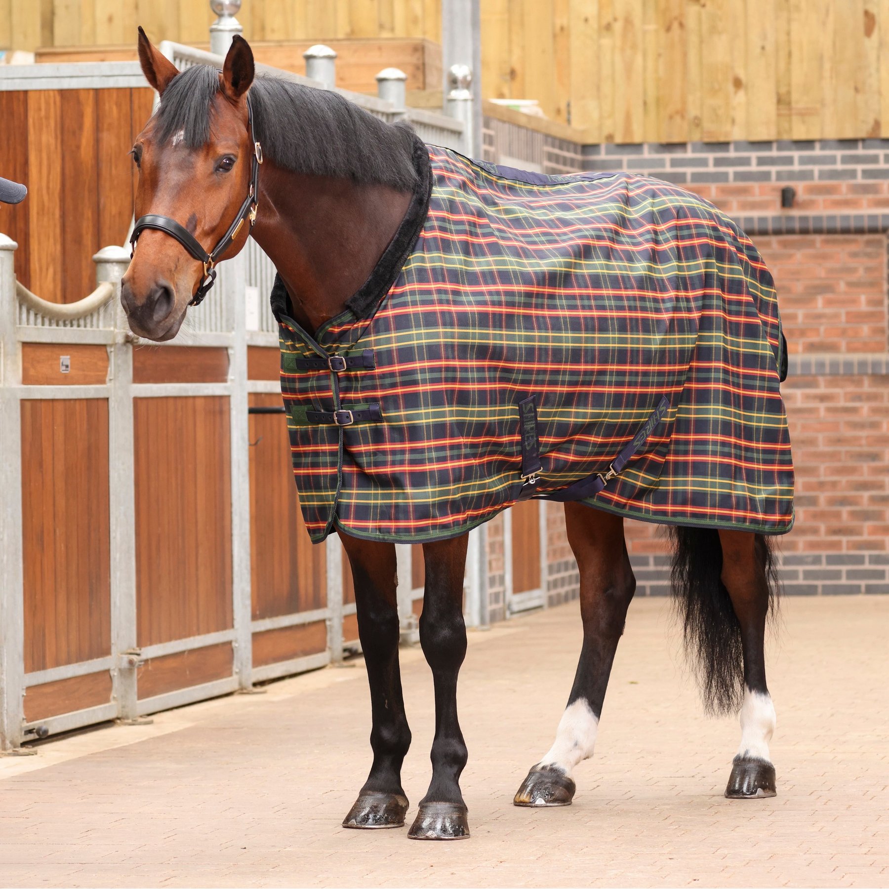 Shires Equestrian Products Tempest Plus Lite Stable Rug, Green Tartan, 75-in