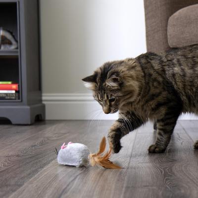 Show full view: SmartyKat Instincts Scamper Mouse Soft Plush Battery-Powered Electronic Motion Cat Toy slide 3 of 8