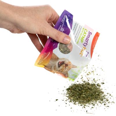 Show full view: SmartyKat Silvervine Cat Attractant Catnip, 0.5-oz pouch slide 5 of 9