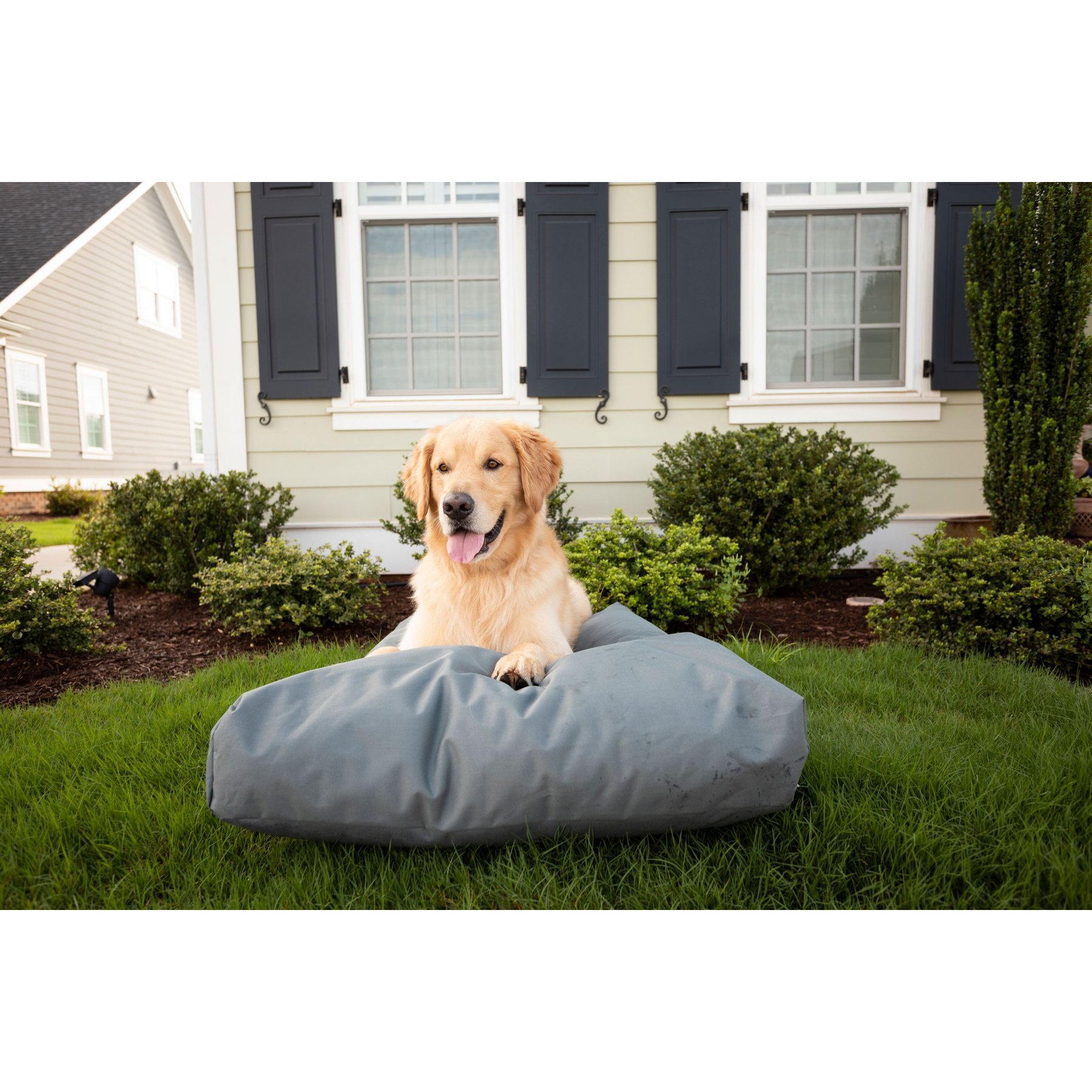 Snoozer Pet Products Rectangular Pillow Dog Bed with Removable Cover, Gunmetal, Small