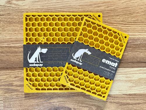 Show full view: SodaPup Emat Honeycomb Dog Lick Mat, Large slide 5 of 11