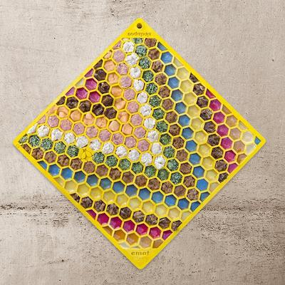 Show full view: SodaPup Emat Honeycomb Dog Lick Mat, Large slide 10 of 11
