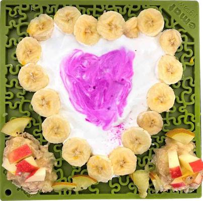 Show full view: SodaPup Emat Jigsaw Dog Lick Mat, Green slide 8 of 9